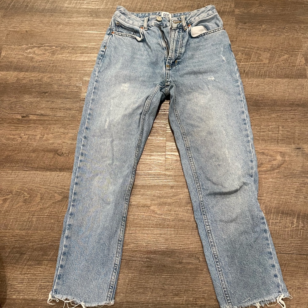 BDG Cropped Midrise Mom Jeans